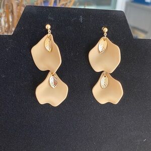 Elegant Gold Leaf Drop Earrings